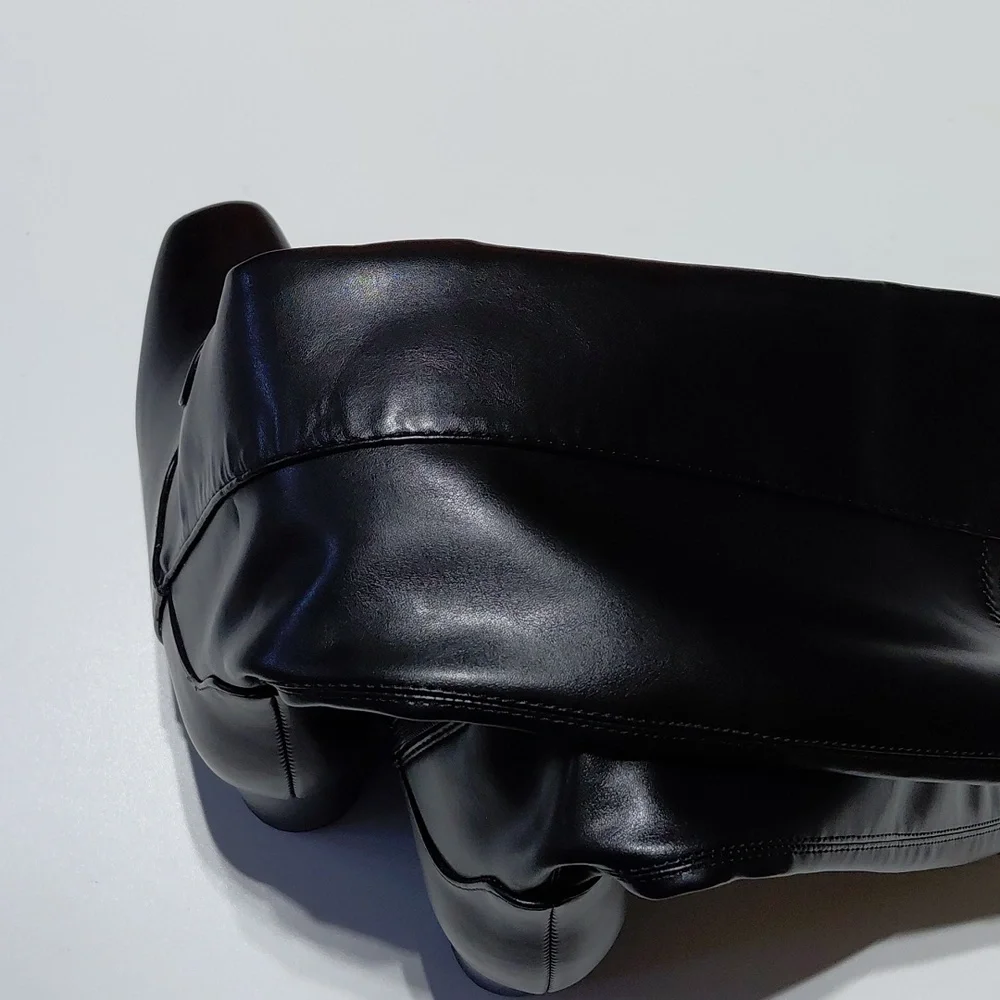 ANNIE KLEIN Women's Black  Square-Toe Boots Size 7.5M